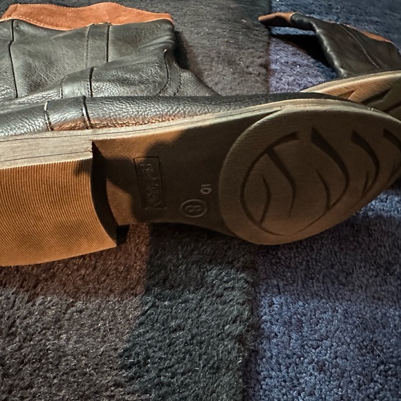 Two tone leather boots!!! - Picture 5 of 12